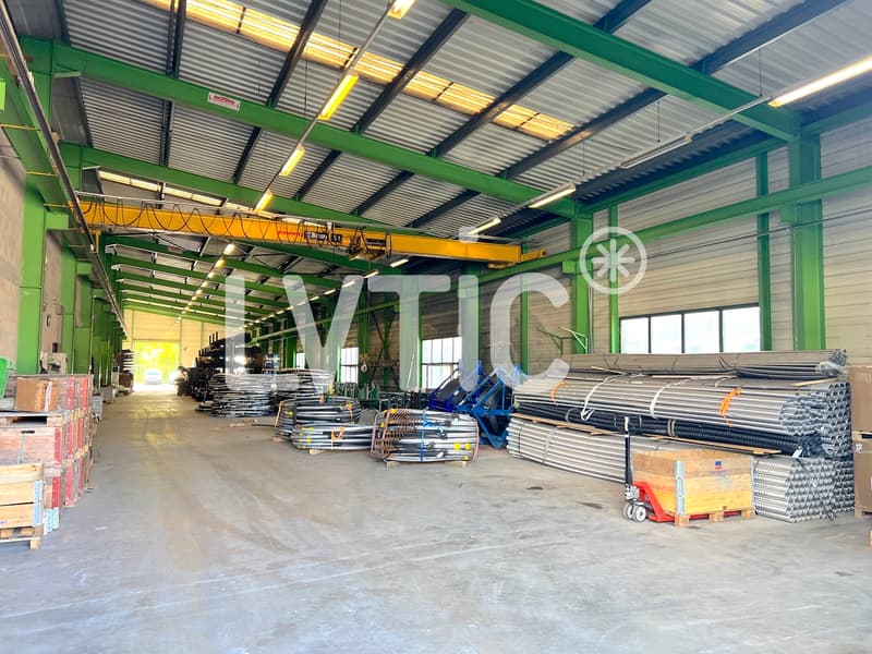Bâtiment industriel de 2100 m2 sur parcelle 4700 m2 à vendre à Moudon (6)