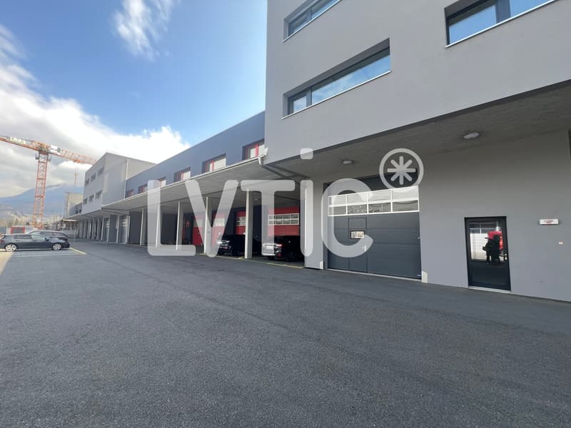 Edificio industriale, laboratori, uffici di 3000 m2 in vendita a Collombey (13)