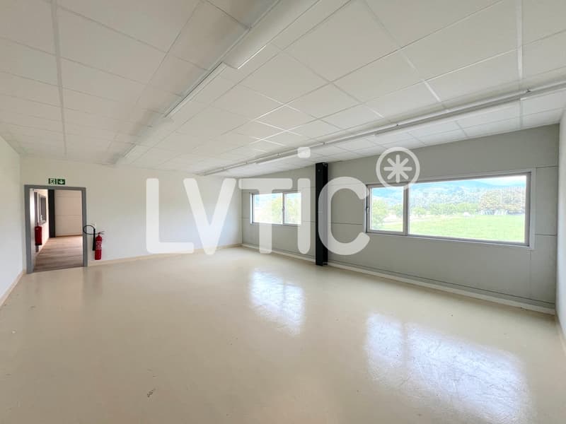 Industriehalle, 2030 m2 Bürofläche zur Miete in der Nähe von Sion - Vétroz (12)