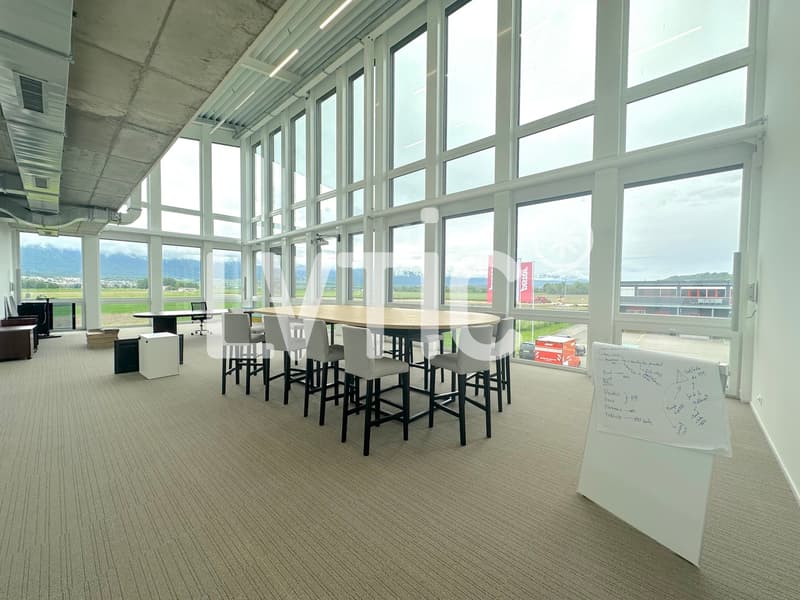 Bureaux de 800 m2 divisibles dès 300 m2 à louer à Chavornay (4)