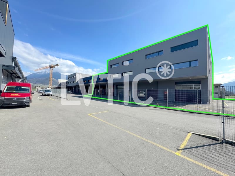 Industrial building, workshops, offices of 1710 m2 for sale in Collombey (2)
