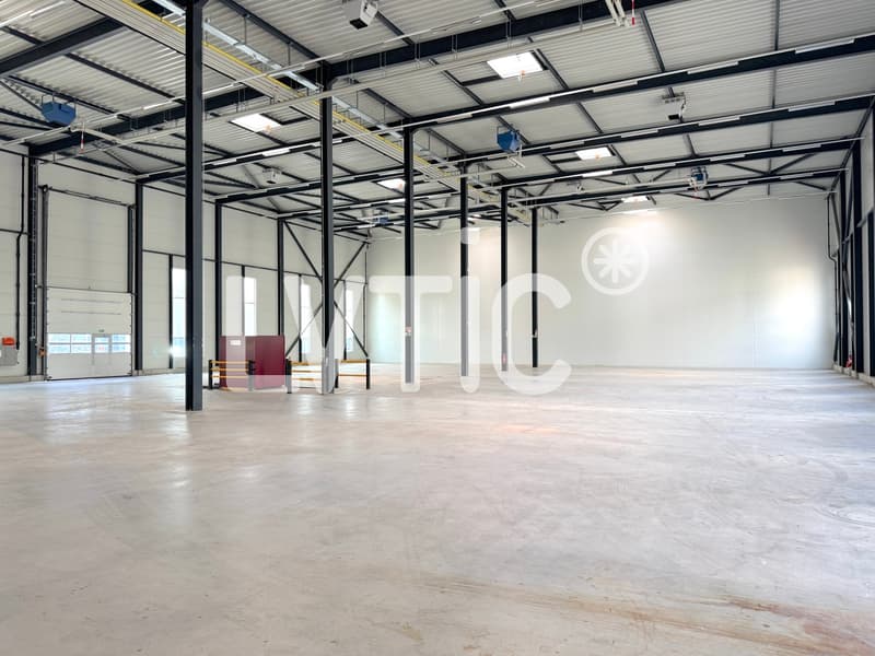 Warehouse, storage, hall of 950 m2 for rent near Sion - Vétroz (5)