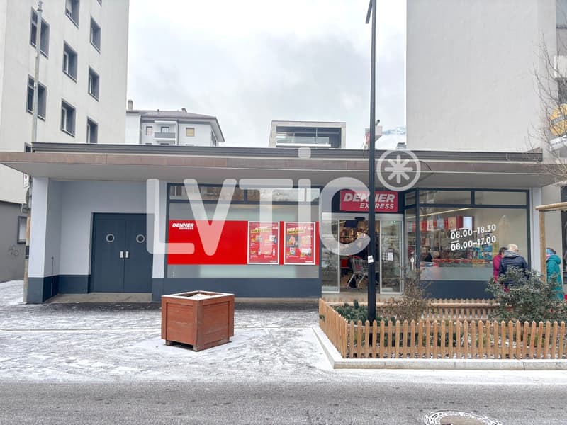 Locale commerciale di 430 m2 in affitto a Martigny (9)