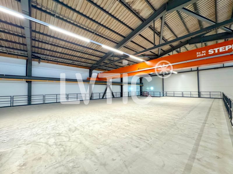 Lager von 500 m2 zur Miete in Orbe (3)