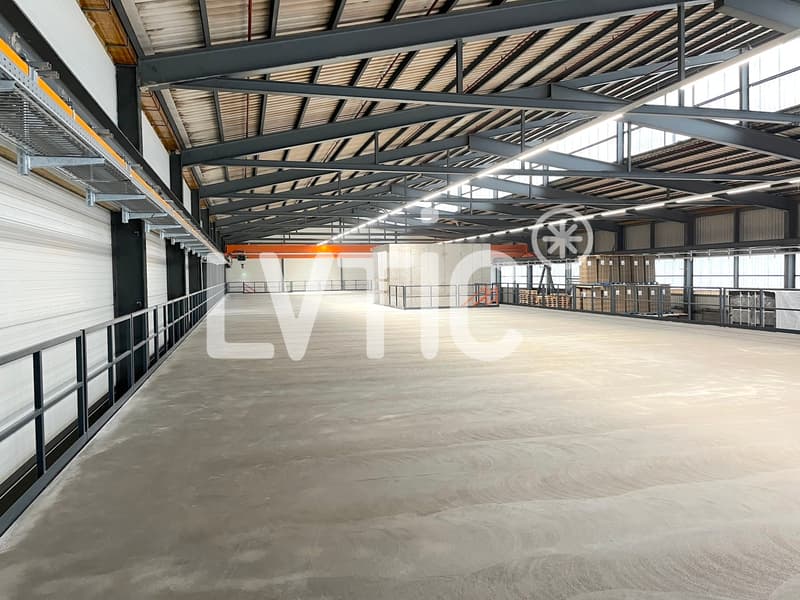 Lager von 500 m2 zur Miete in Orbe (1)