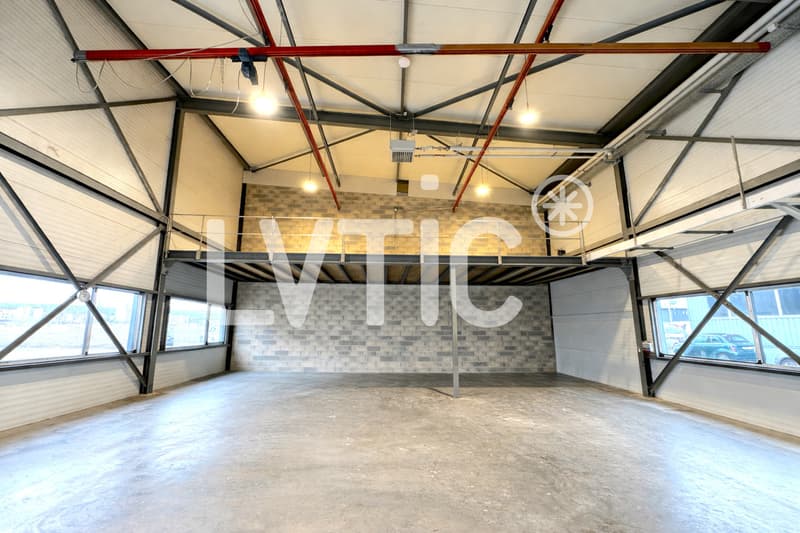 Werkstatt, Lager von 394 m2 zur Miete in Yverdon-les-Bains (2)