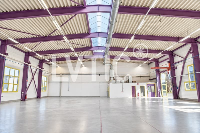 Atelier, dépôt, bureaux de 636 m2 à louer à Romont (3)