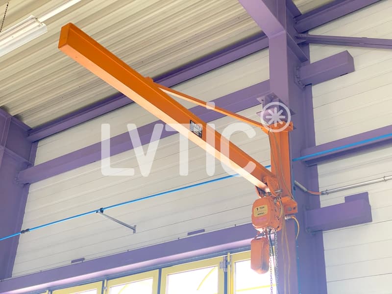 Laboratorio, deposito, uffici di 636 m2 in affitto a Romont (7)