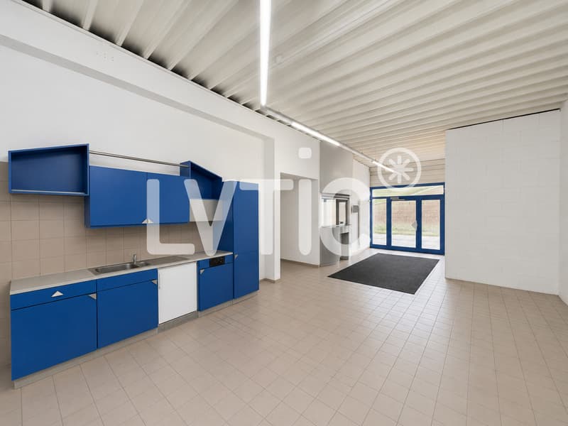 Bureaux, locaux de 220 m2 à louer à Yverdon - Treycovagnes (2)