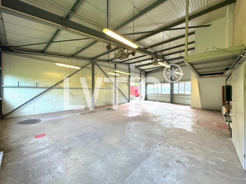 Piccolo edificio indipendente, laboratorio di 286 m2 in affitto a Domdidier (4)