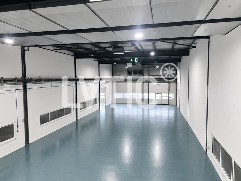 Edificio industriale di 2295 m2 su un terreno di 6370 m2 in vendita a Yverdon (9)
