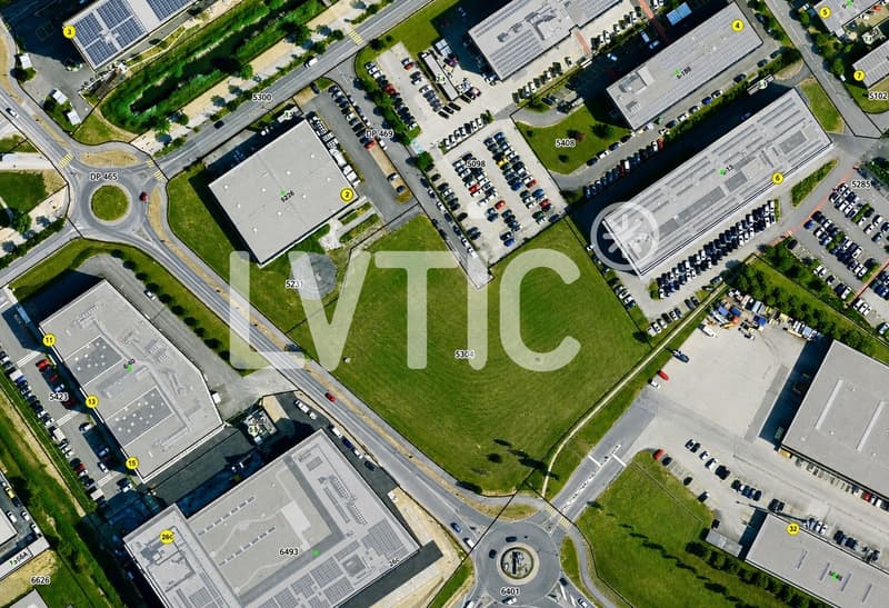 Edificio industriale su un terreno di 17'000 m2 in vendita a Yverdon (1)