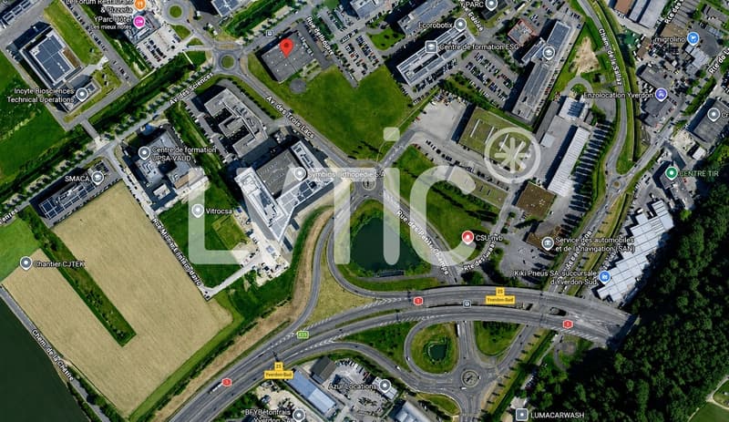 Edificio industriale su un terreno di 17'000 m2 in vendita a Yverdon (2)