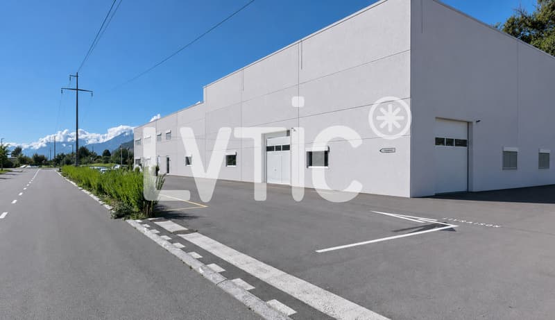 Bureaux, laboratoire, showroom de 620 m2 div. à louer à Sierre (9)