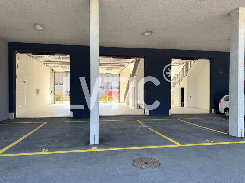 Ateliers, dépôts de 400 m2 à vendre à Collombey (8)