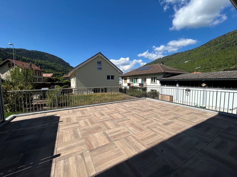 Magnificent 5.5-room villa with garages in Vallorbe (13)