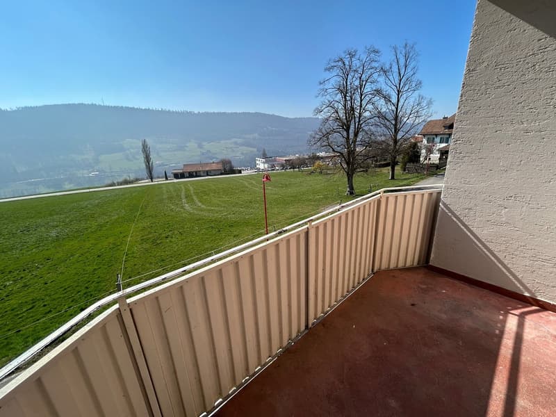Appartamento 4.5 locali con balcone a Ballaigues al 2° piano (5)