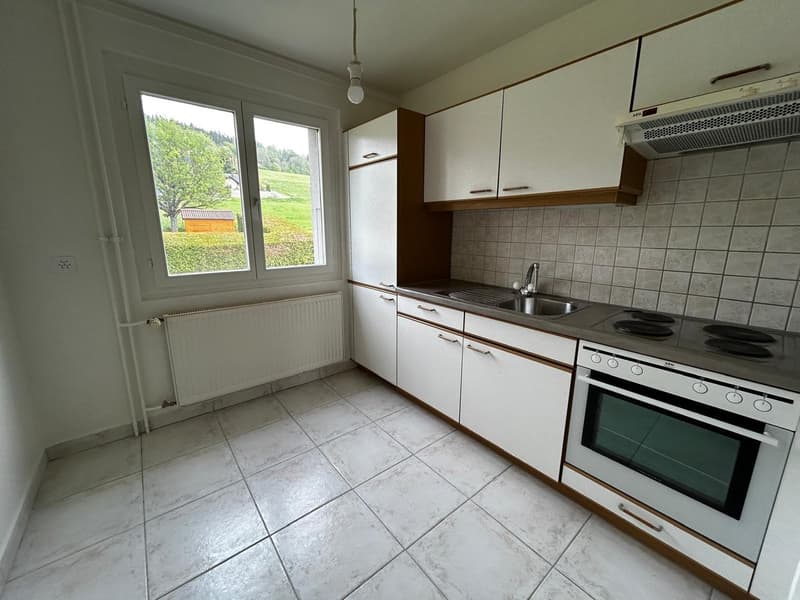 Appartamento 4.5 locali con balcone a Ballaigues al 2° piano (3)