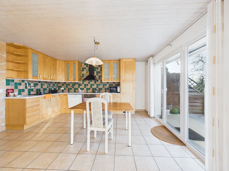 Geräumige 3,5-Zimmer-Villa mit atemberaubendem Blick in Villars-Burquin (5)