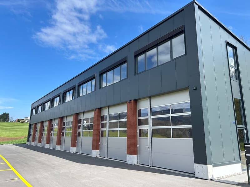 Modern industrial space in Vallorbe - available immediately (1)