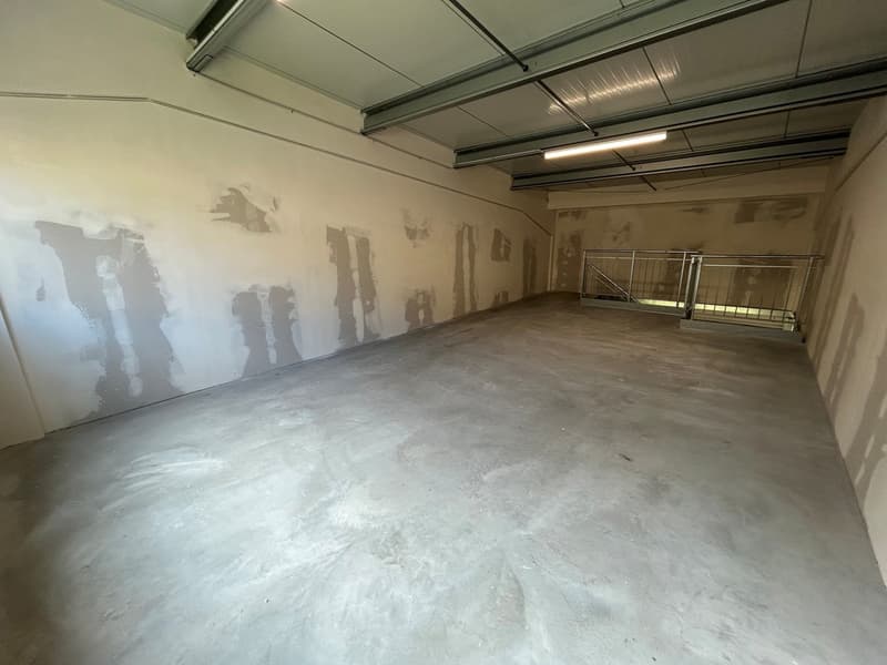 Modern 2-story industrial space in Vallorbe (9)