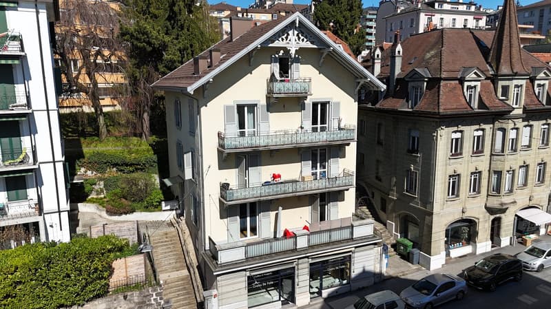 Rental building with 4 apartments and a commercial space in Lausanne (1)
