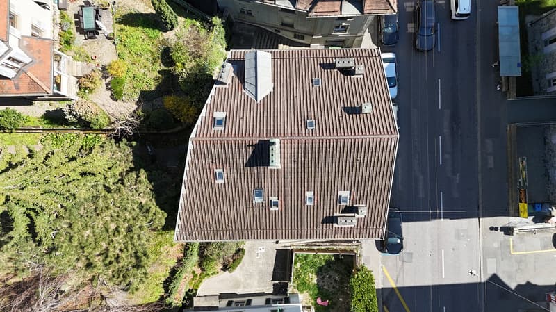 Rental building with 4 apartments and a commercial space in Lausanne (4)