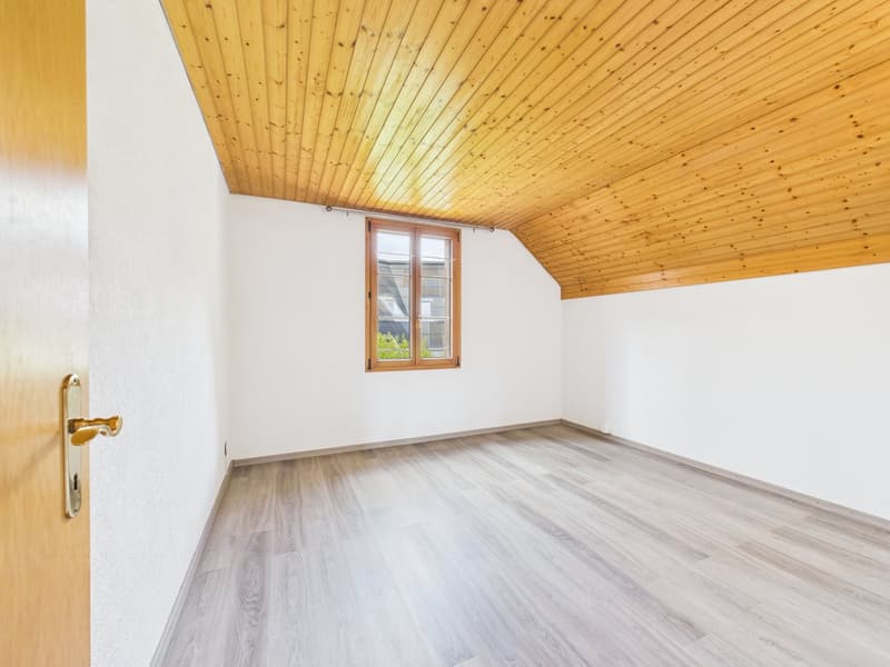 Incantevole casa individuale di 5 locali a Vallorbe (10)