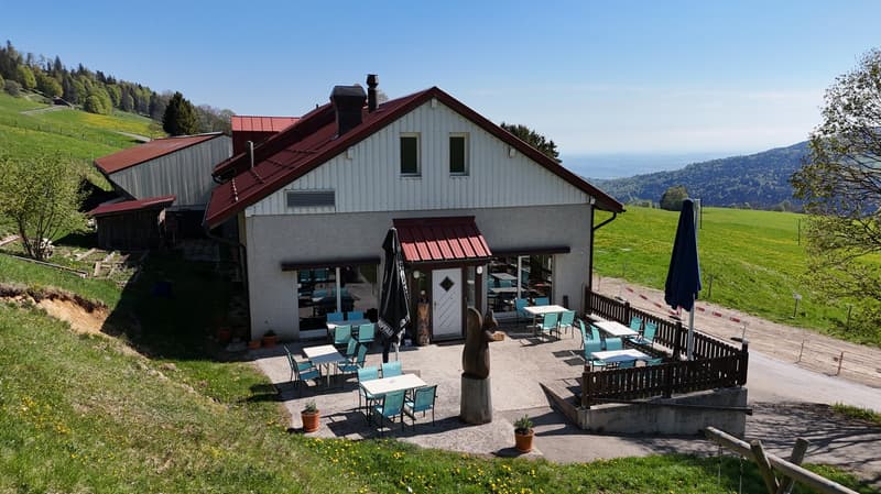 Building with restaurant and apartments – Tourist location in Vaulion (2)