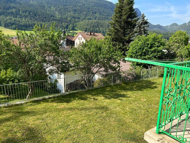 Appartement de 4 pièces avec balcon (2)