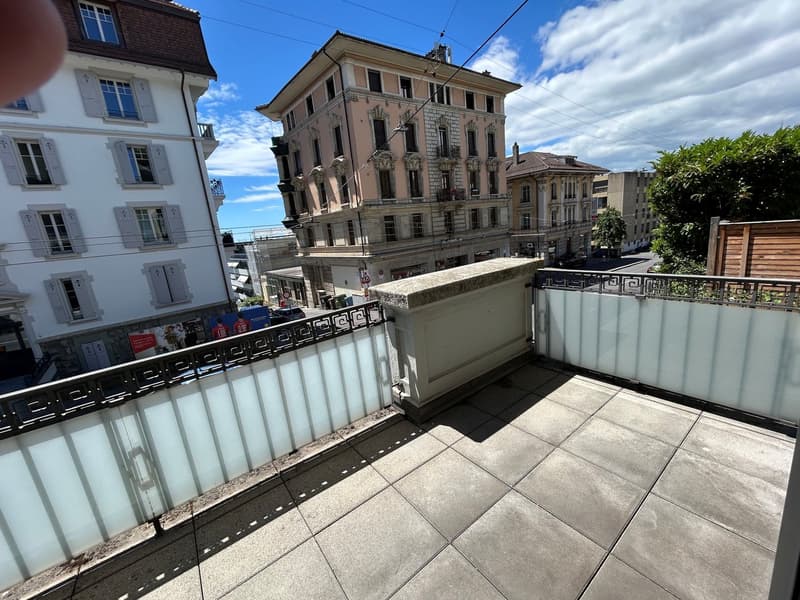 Appartamento di due e mezzo locali con terrazza (2)