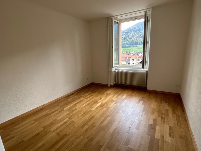 Vier-Zimmer-Wohnung im ersten Stock (8)