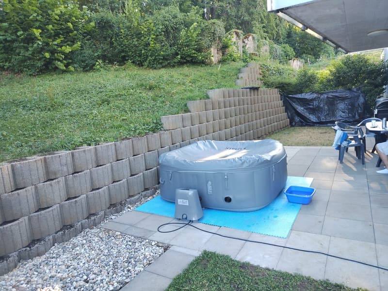 Appartement neu mit großer Terrasse am Waldrand. (2)