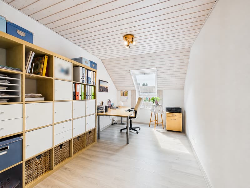 Family villa with 6.5 rooms, garden and two terraces in Echallens (13)