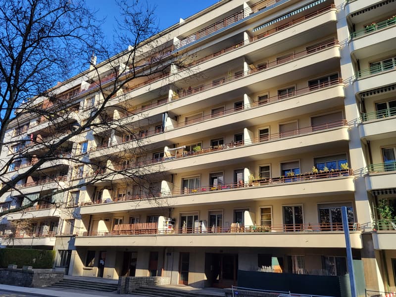 Appartamento di 2,5 locali con balcone a Champel-Florissant (10)