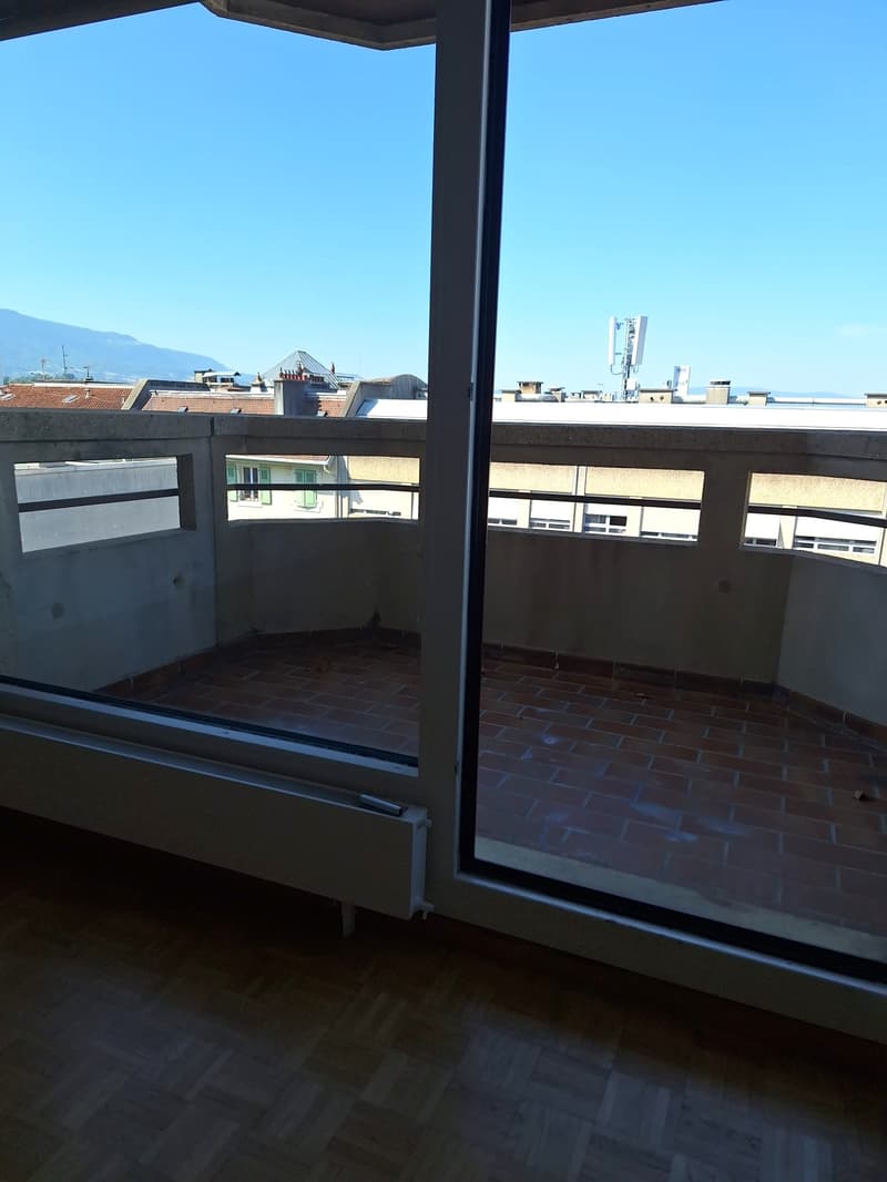 Appartamento di quattro locali con balcone a Plainpalais (11)