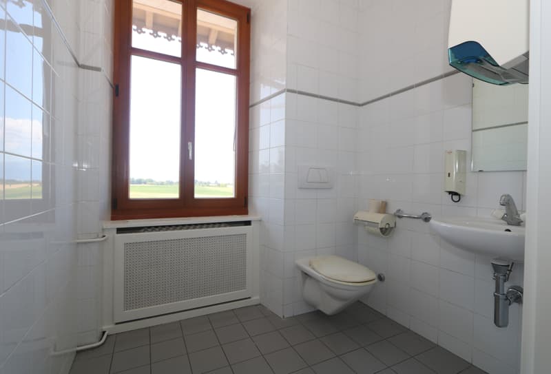 Bureaux-Locaux au coeur de la campagne genevoise (7)