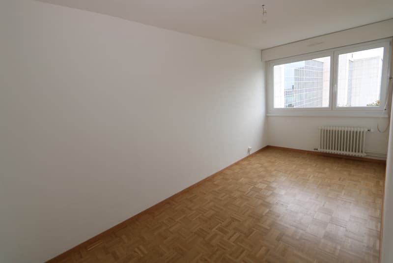 Appartement traversant de 5 pièces avec Loggia (7)