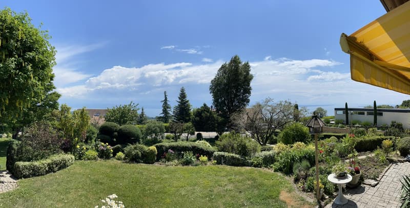 Magnificent individual villa with splendid view of the lake in Féchy (5)