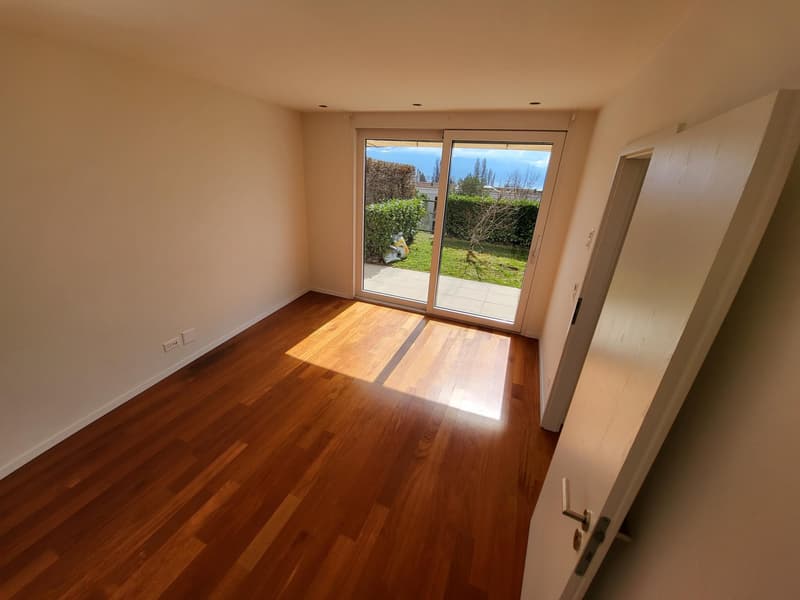 Splendido appartamento al piano terra con vista lago e montagna a Lutry (11)