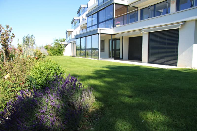 Splendido appartamento al piano terra con vista lago e montagna a Lutry (2)