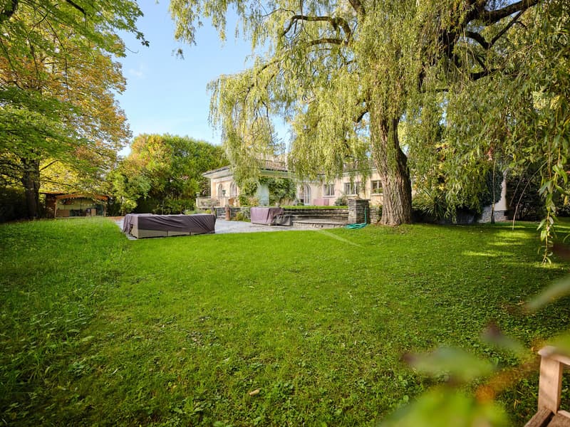 Villa indipendente con 5 camere da letto - 3 bagni - Piscina - Vicino Ecolint e clinica Grangettes (1)