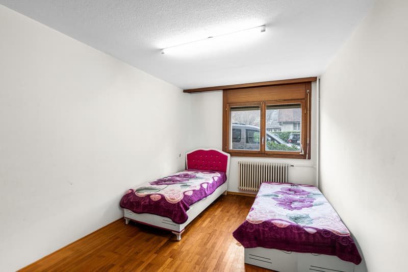 Bright apartment with private garden in the center of Aigle (7)