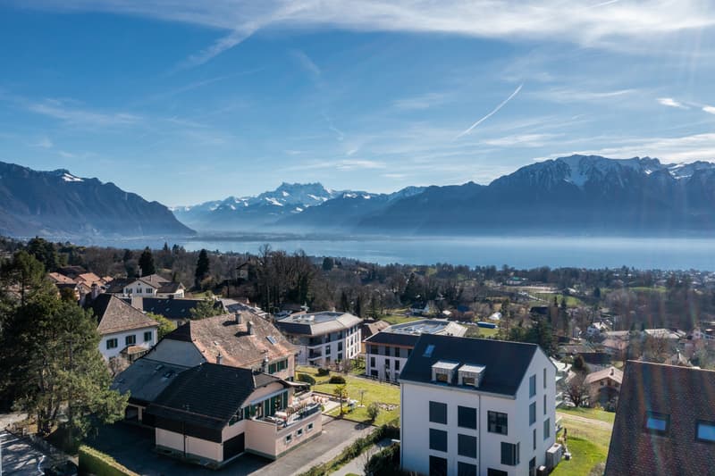 Vista sul lago e le montagne! Vicino ai servizi! (1)