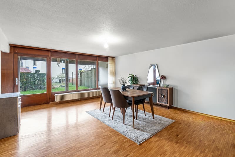 Appartement lumineux avec jardin privatif au centre de Aigle (3)