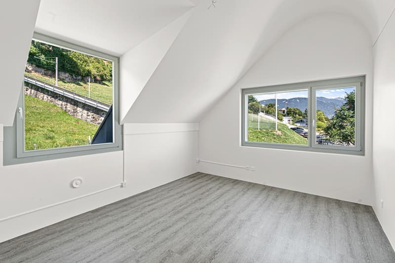 Appartement de prestige rénové avec vue spectaculaire sur le lac ! (10)