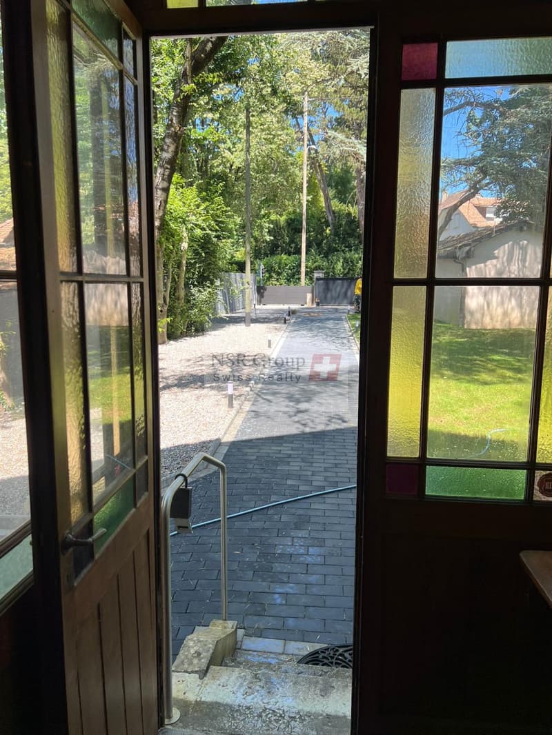 Casa arredata di eccezione in affitto a Carouge ? 297 m² con giardino e dépendance (6)