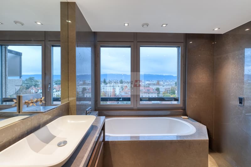 Miremont ? Beautiful renovated apartment with panoramic view 270 - Exclusive (5)