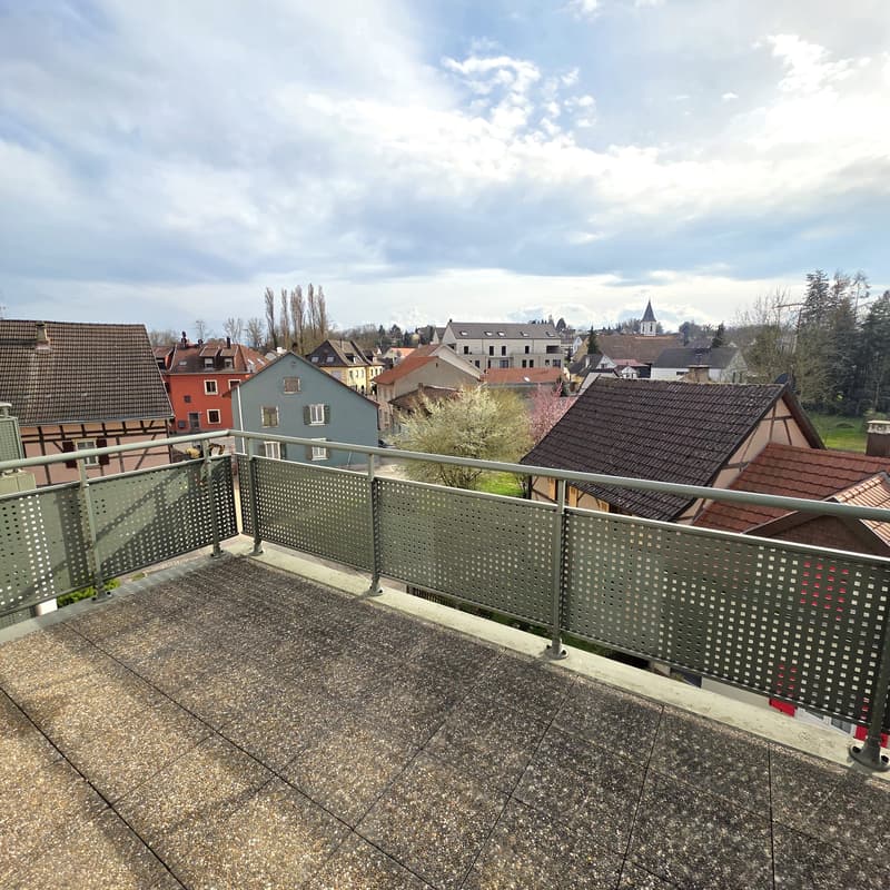 F3 of 58.88m² close to the village center (4)