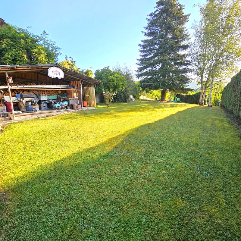 maison à colombages avec beau terrain (2)